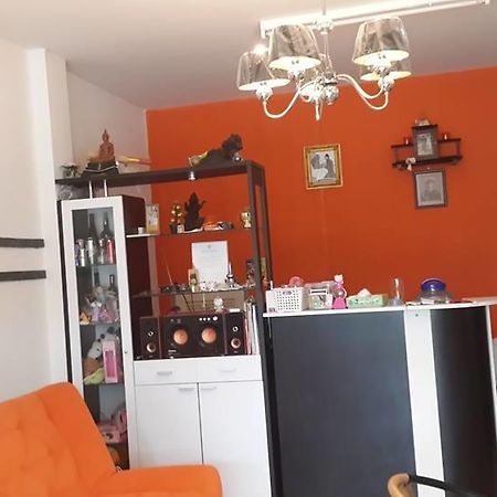 Lemon Tree Motel สุราษฎร์ธานี ภายนอก รูปภาพ